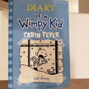 Diary of a Wimpy Kid Cabin Fever used blue book